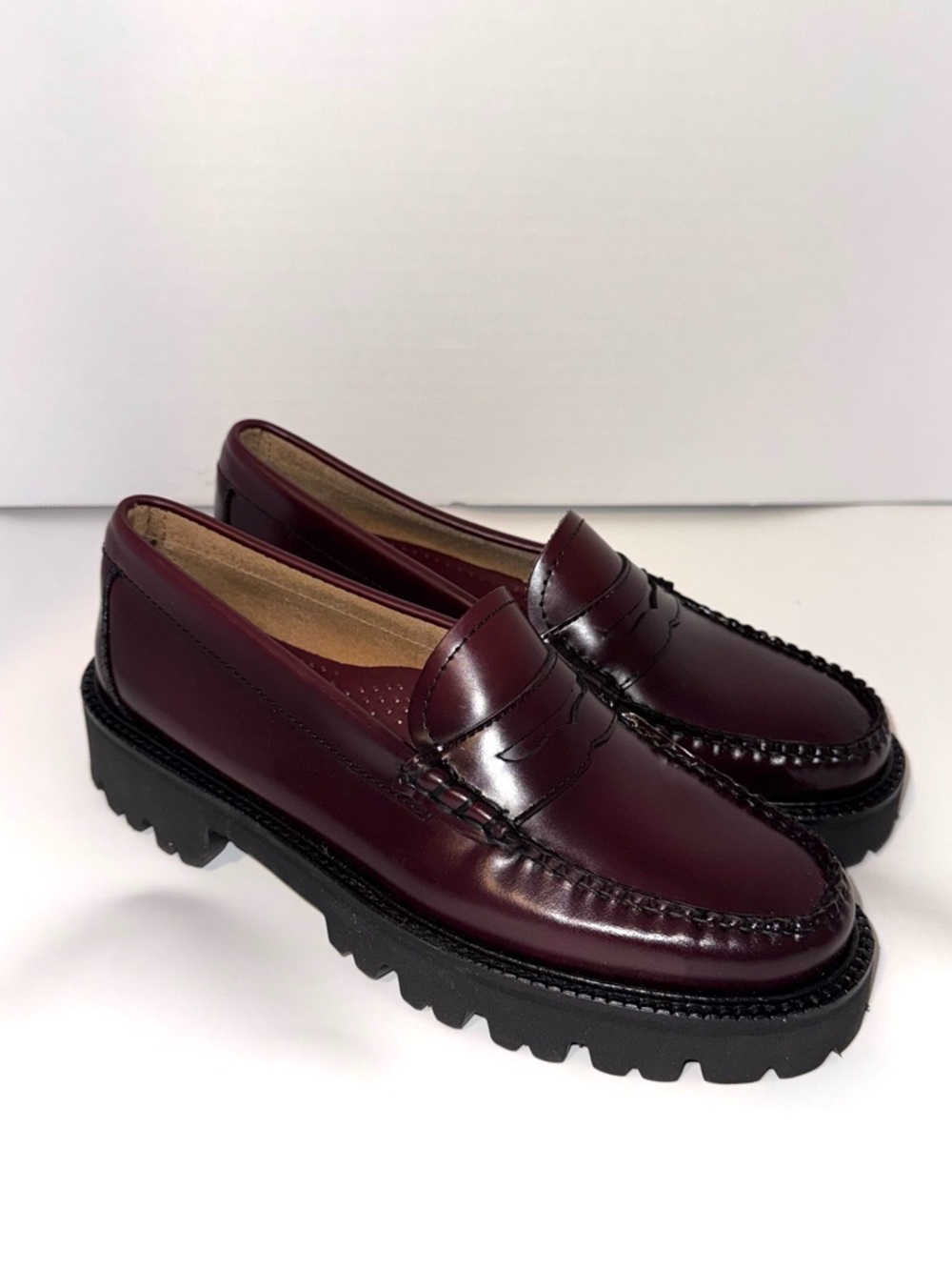 G.H. Bass Whitney Super Lug Loafers